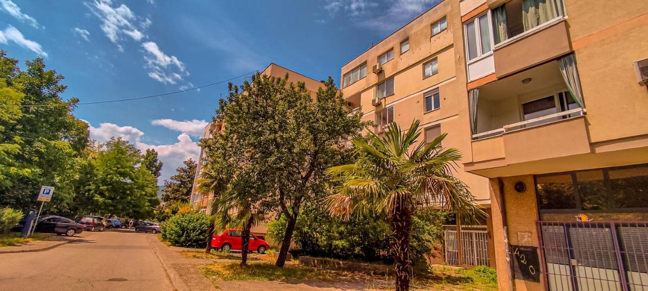 Riverland - Lovely Apartment מוסטר מראה חיצוני תמונה